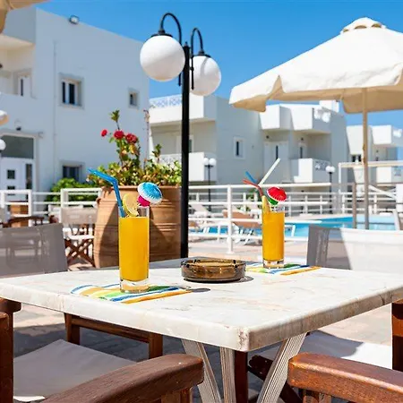아파트호텔 Petros Village 3*