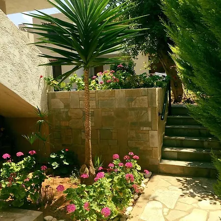 Petros Village Appart hôtel
