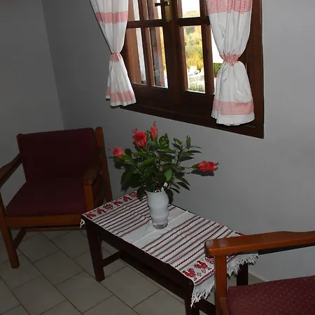 Petros Village Appart hôtel 3*