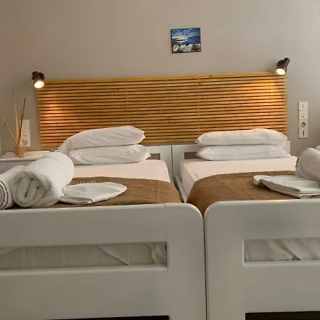 Lägenhetshotell Petros Village 3*